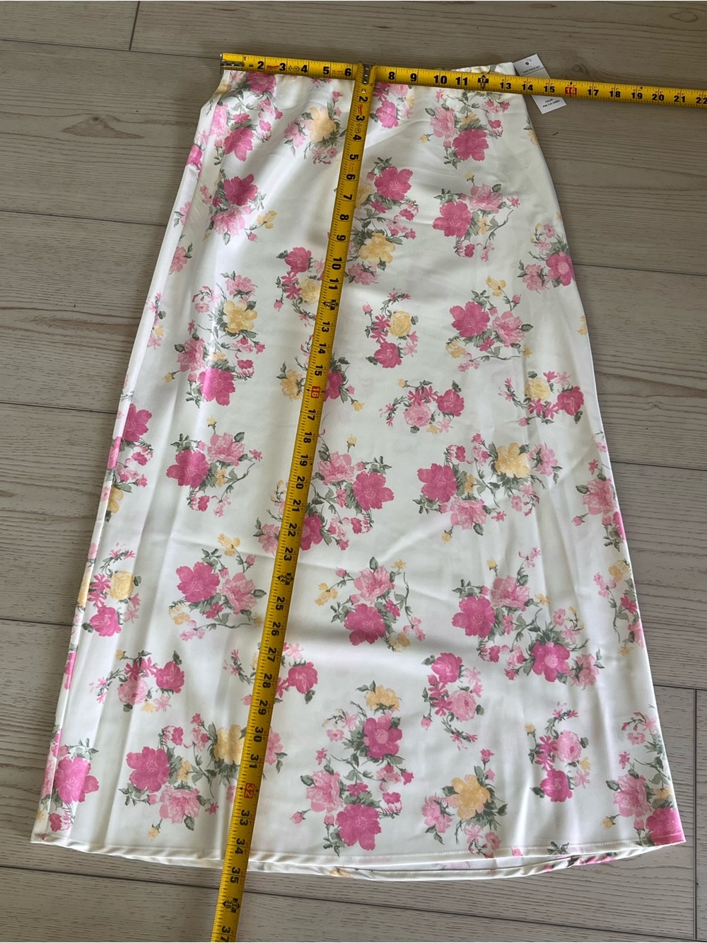 Olive & Oak Pink Button Cardigan with Cream Floral Skirt - Picture 9 of 11